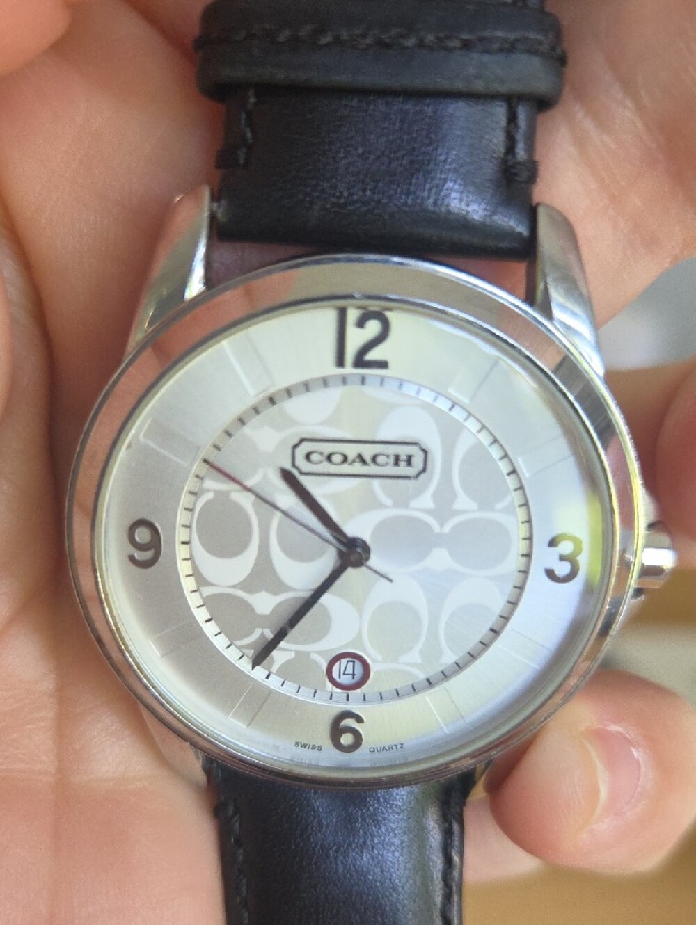 COACH Classic Women's Black Leather Strap Watch – White Signature Dial - Picture 5 of 11
